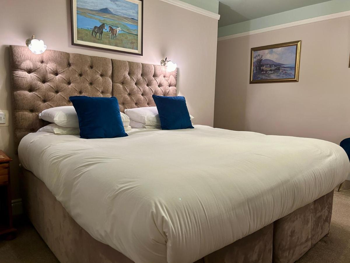Buttermilk Lodge Guest Accommodation Clifden Exteriör bild