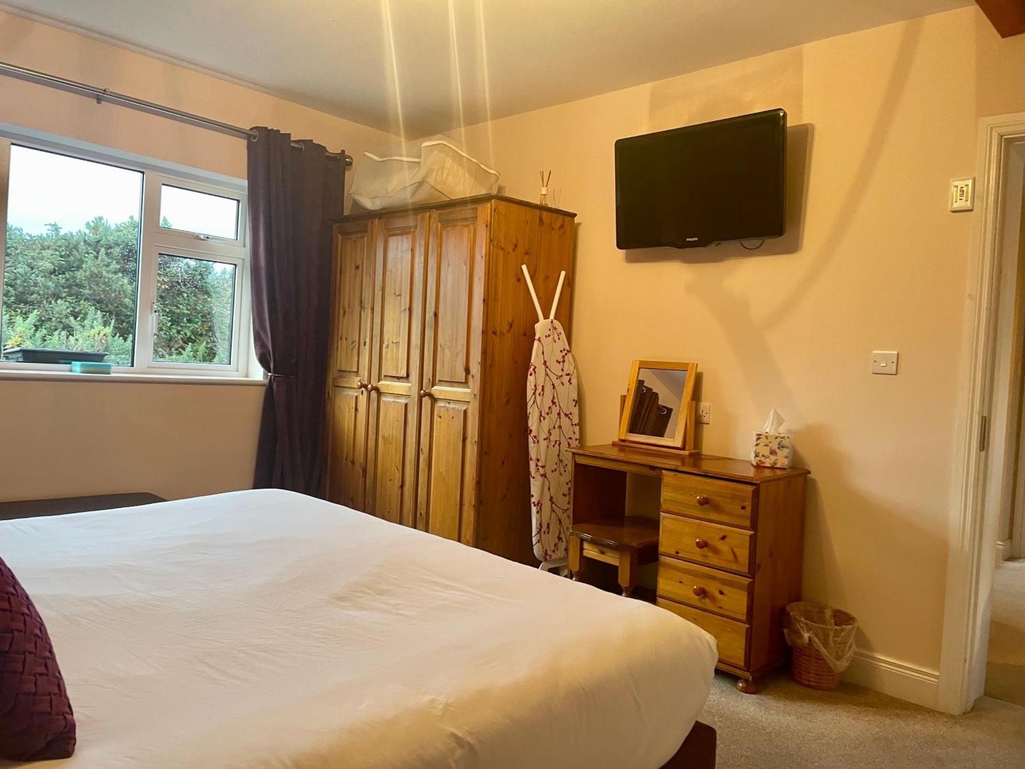 Buttermilk Lodge Guest Accommodation Clifden Exteriör bild